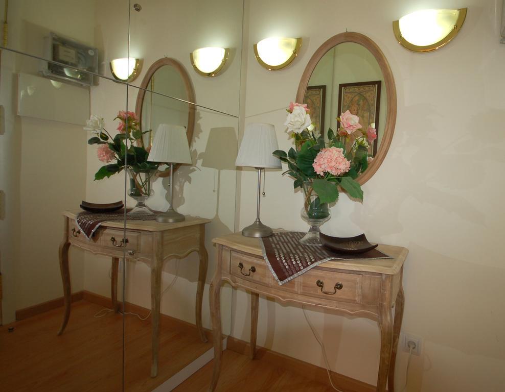 Lets Holidays Centric Apartment In Barcelone Chambre photo