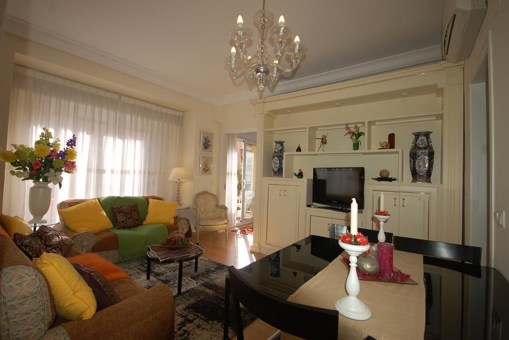 Lets Holidays Centric Apartment In Barcelone Chambre photo